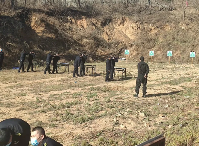 厉兵秣马 严格组训 顺程押运公司开展年度实弹射击训练(图5) 厉兵秣马 严格组训 顺程押运公司开展年度实弹射击训练(图5)